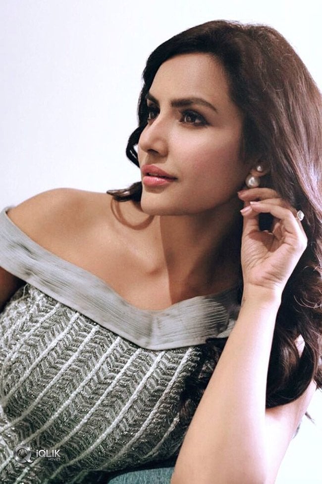 Priya-Anand